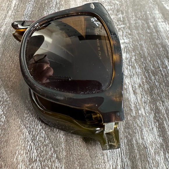 COPY - Ray-Ban Wayfarer Folding Classic Sunglasses, Tortoise shell, good condit… - Picture 5 of 5
